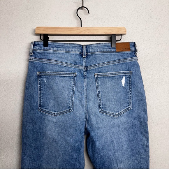Revtown High Waisted Jeans Distressed Raw Hemline Medium Wash 33 Regular - Picture 9 of 11